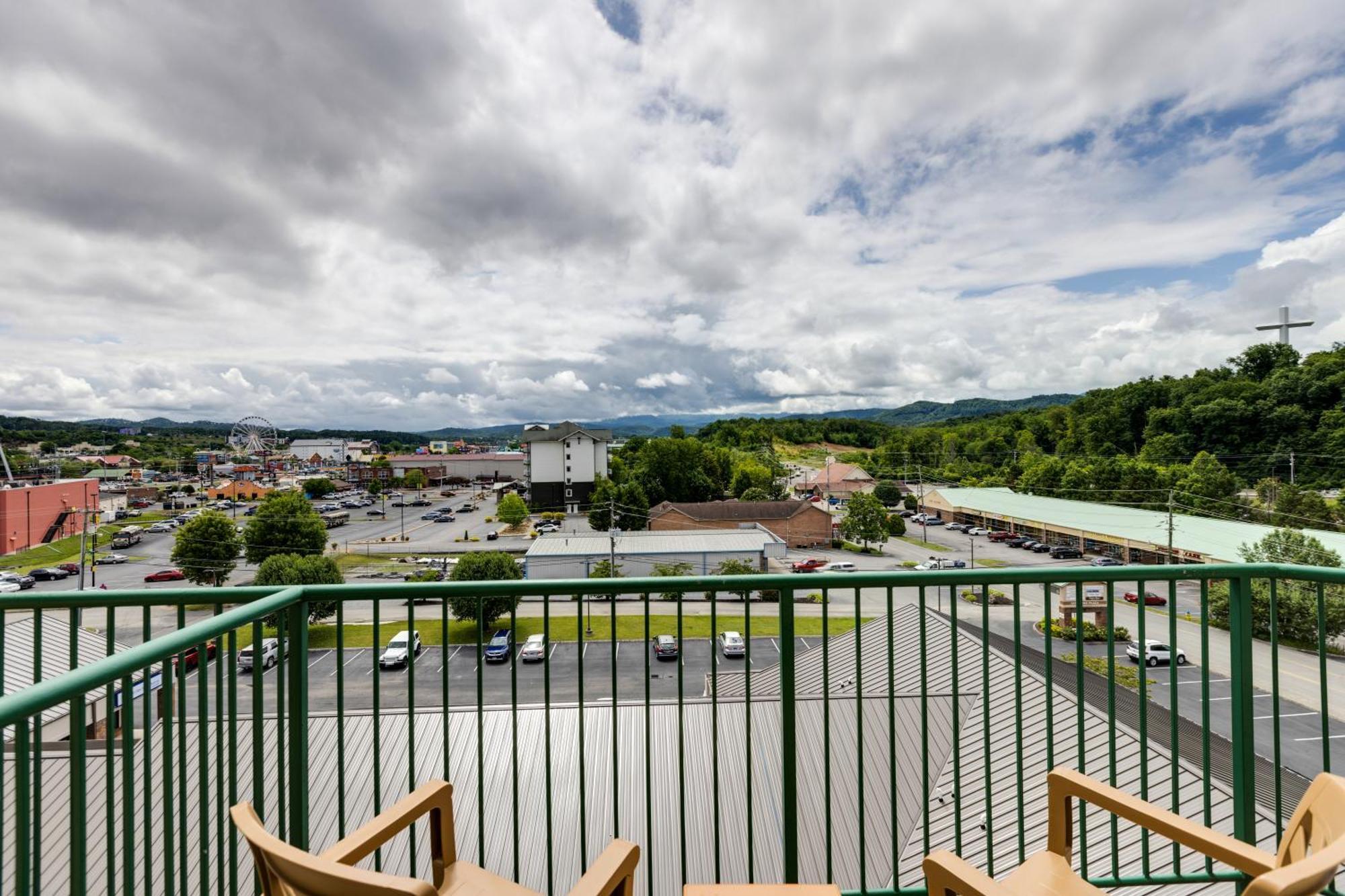 Park Grove Inn Pigeon Forge Exterior photo